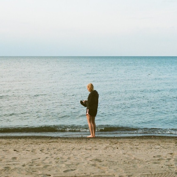 Meet your Posher - Picture 1 of 1